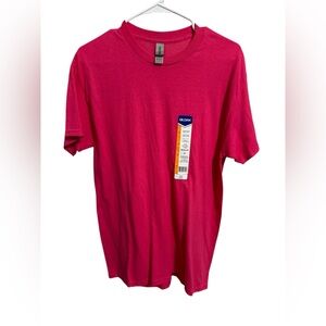 Gildan Classic Fit Tee - Medium - Hot Pink
